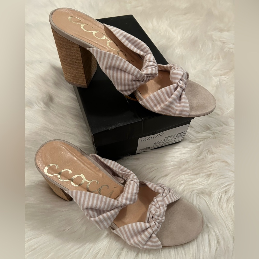 EUC CCOCCI Honey Natural Knotted Heels, Size 8.